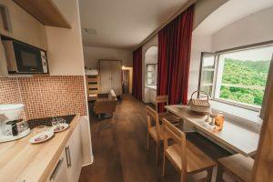 Sobe in apartmaji grad Podsreda
